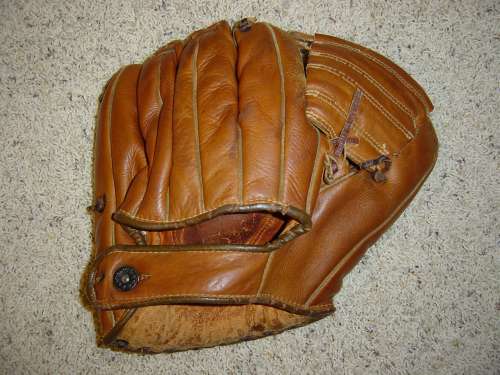 Phil Rizzuto Olympian G86-SP Back